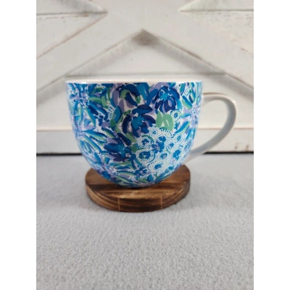 Lilly Pulitzer Blue Green Floral Ceramic Coffee Mug with Gold Handle 12 oz